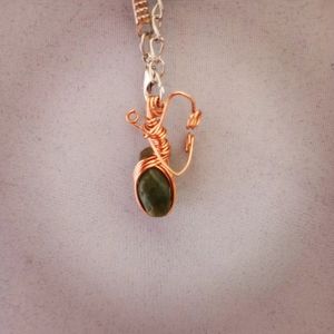 Wire-wrapped twisty green stone necklace